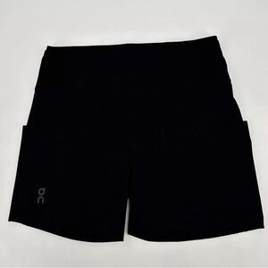 On Sprinter shorts Women’s Medium Black